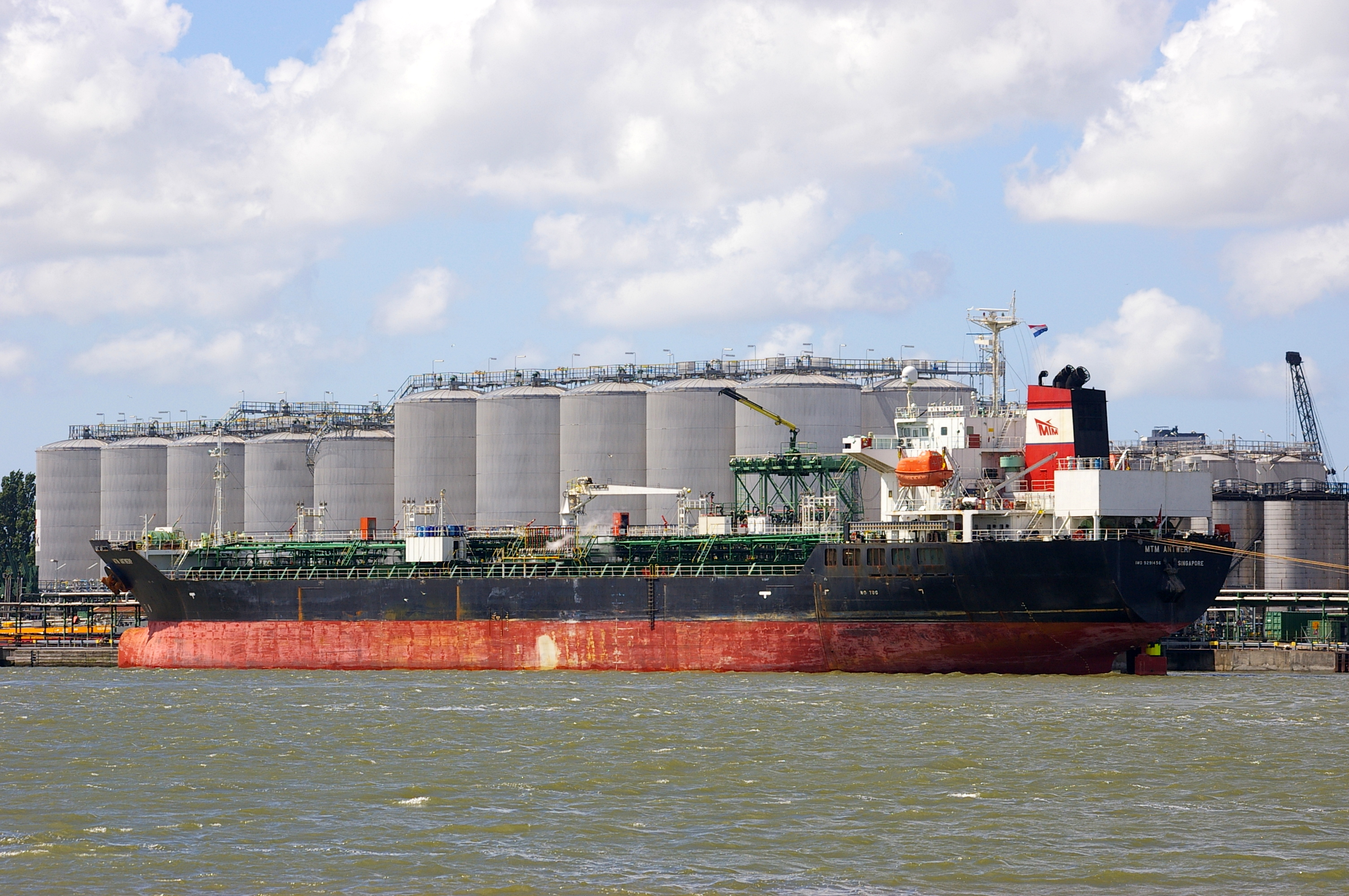 base oil tanker by loading terminal