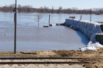 Record Floods Force Distributors to Plan B