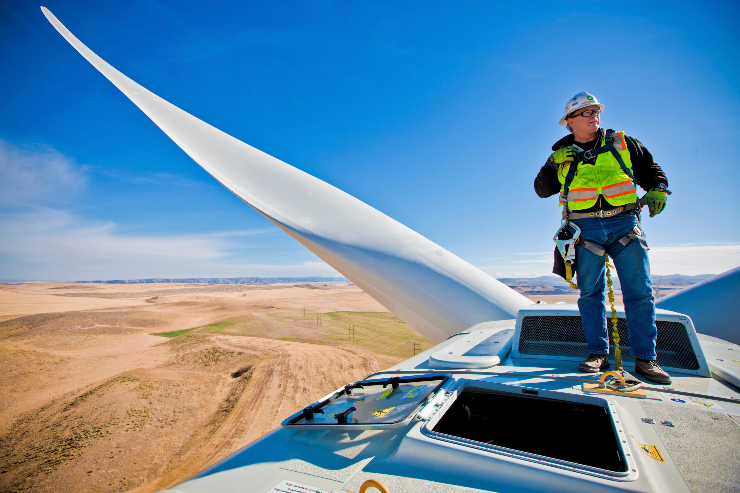 JV Mixes Wind Turbine Lube, Maintenance Expertise
