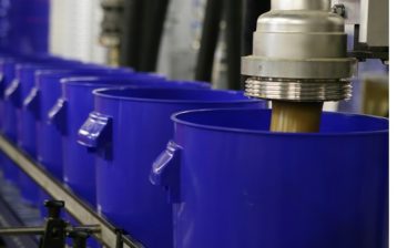 Worldwide Grease Production Declines