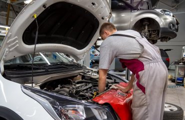 Wooing Male Drivers in Russia